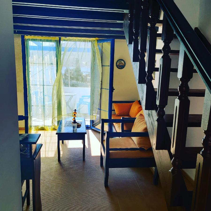 Blue Sky Aparts Livadia  Extérieur photo